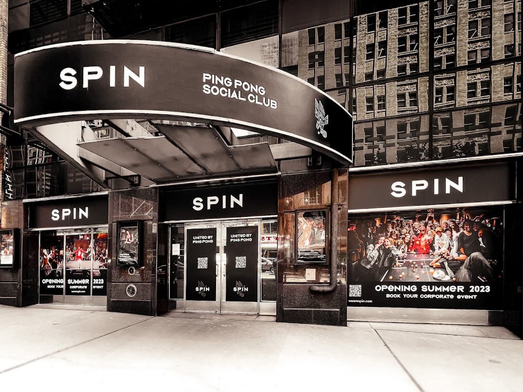 SPIN New York Midtown, Midtown bar