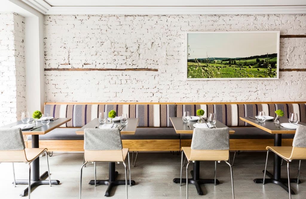 Loring Place, West Village bar