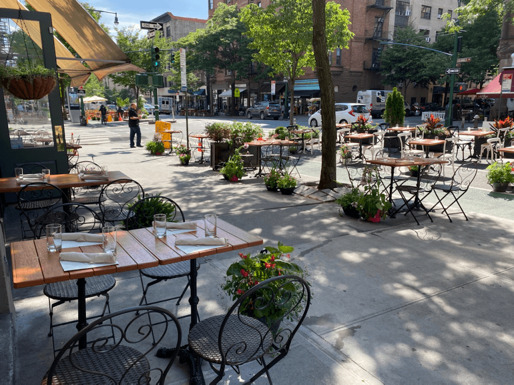 The Consulate - UWS, Upper West Side bar