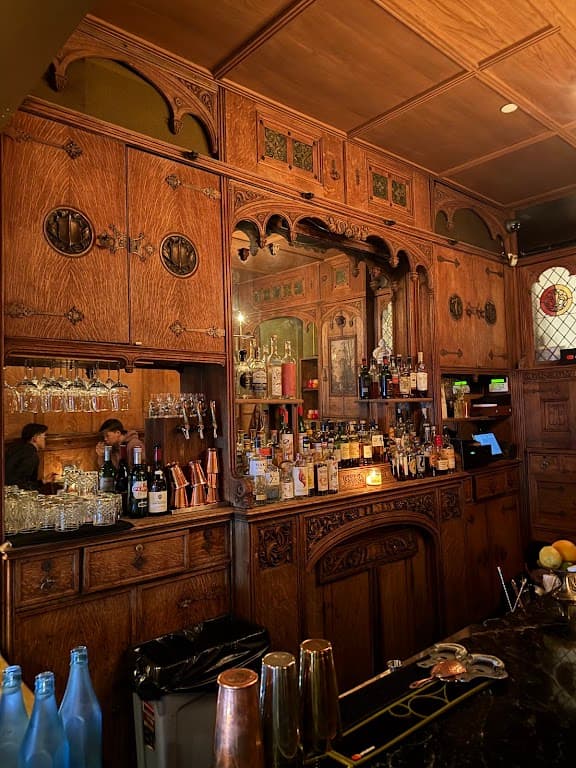 HALL, Gramercy bar