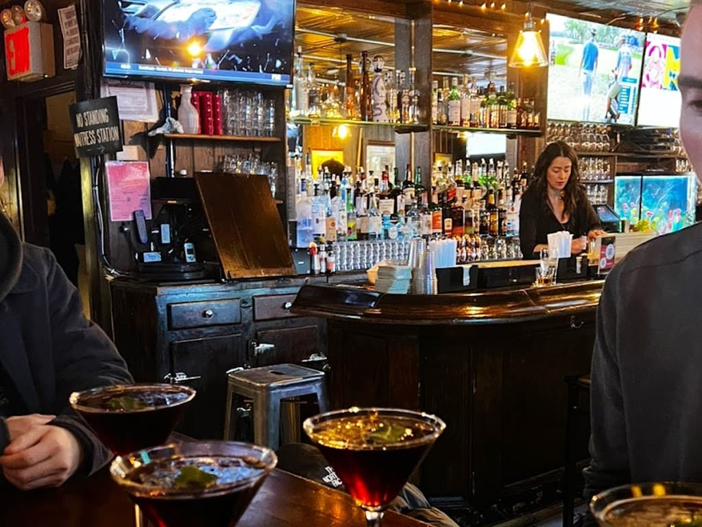 Barfly photo 2