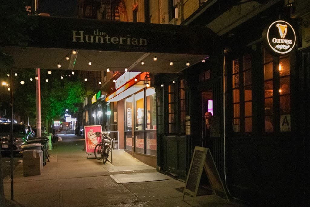 The Hunterian, Upper East Side bar