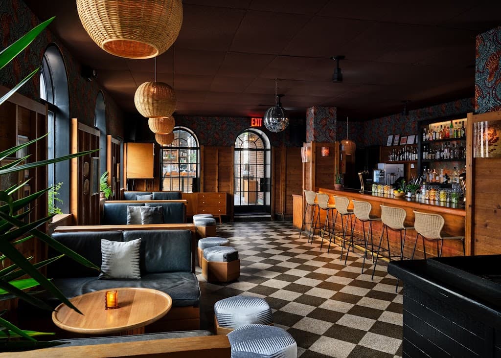 Chapel Bar, a cocktail bar in Gramercy