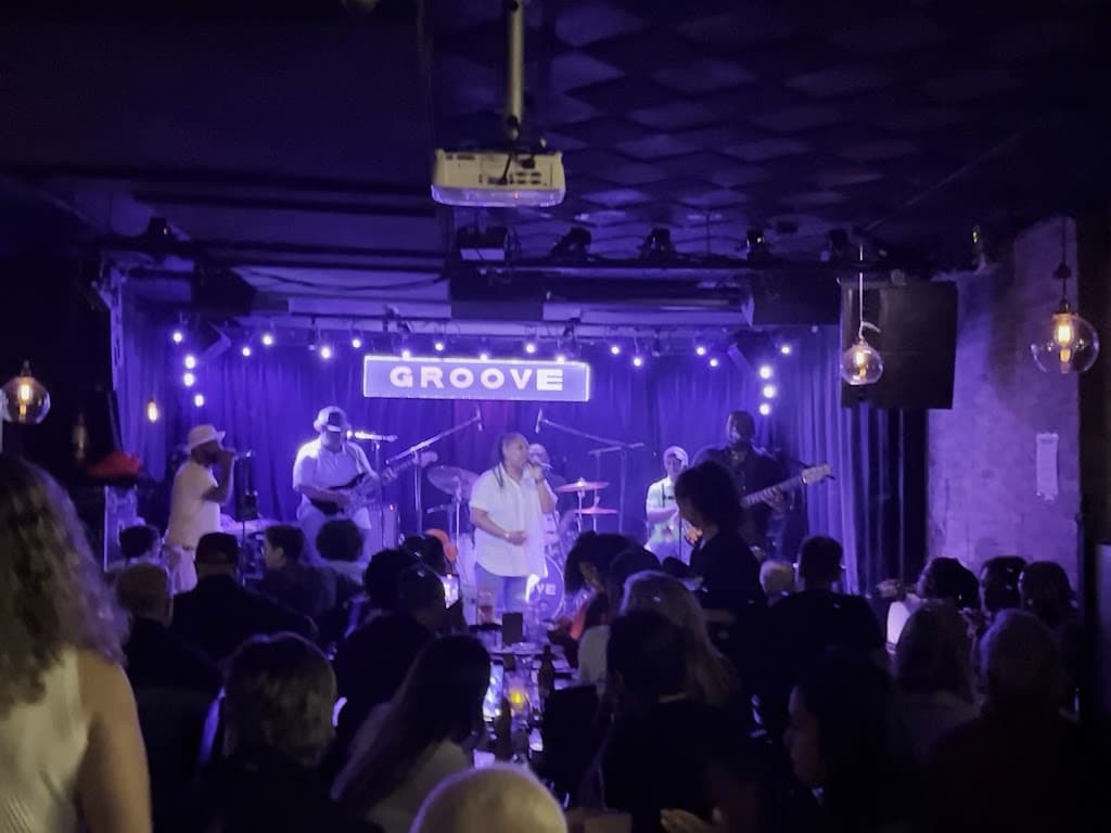 Groove photo 2