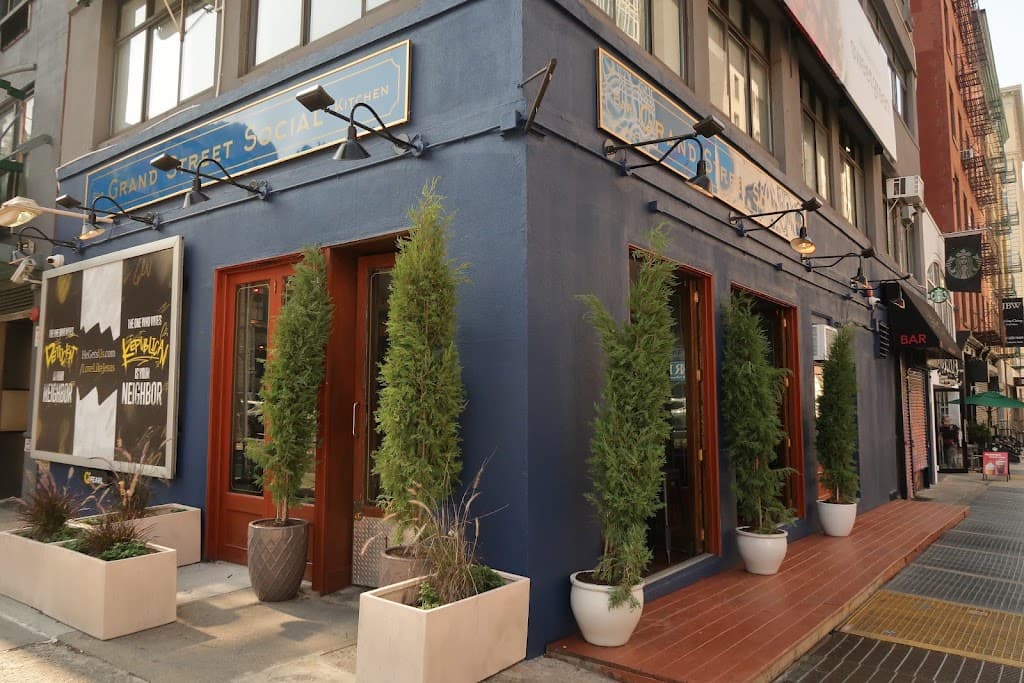 Grand Street Social, a bar in SoHo