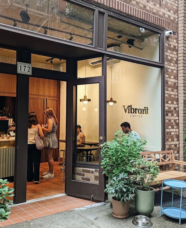 Radiant Café & Wine Bar, West Village bar