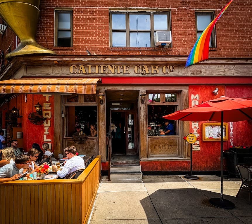 Caliente Cab Co., West Village bar