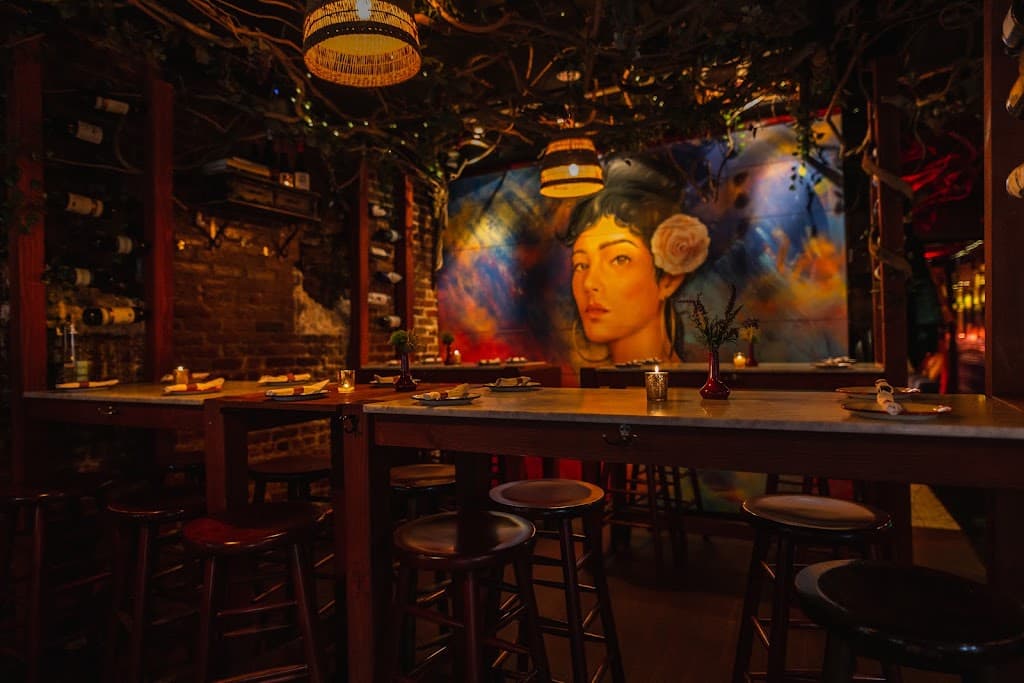 Pil Pil, Upper East Side bar