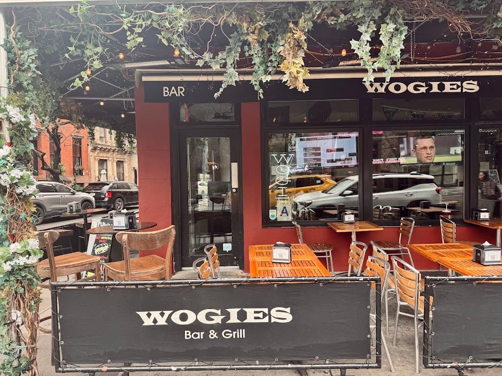 Wogies Bar & Grill , West Village, a bar in West Village